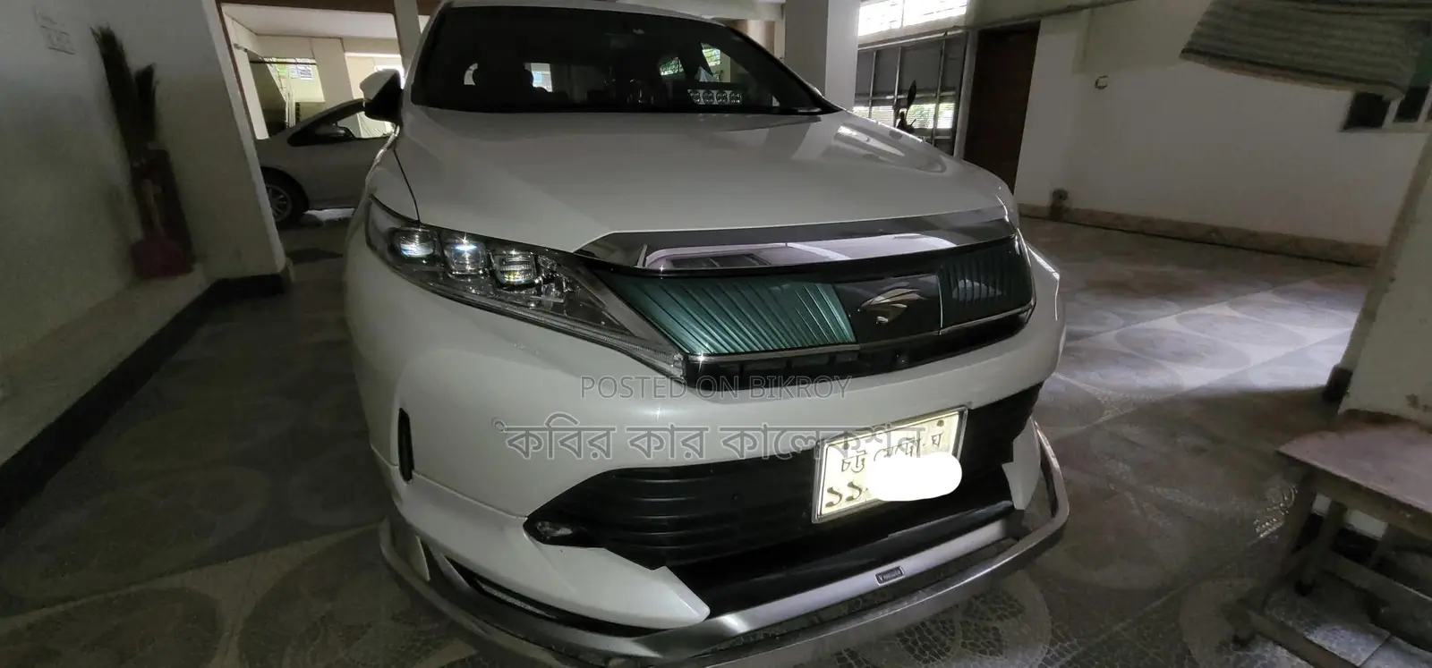 Toyota Harrier Z leather package 2018