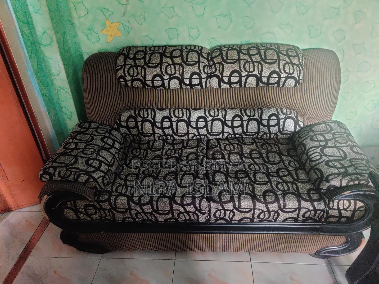 Hatil Sofa for Sale
