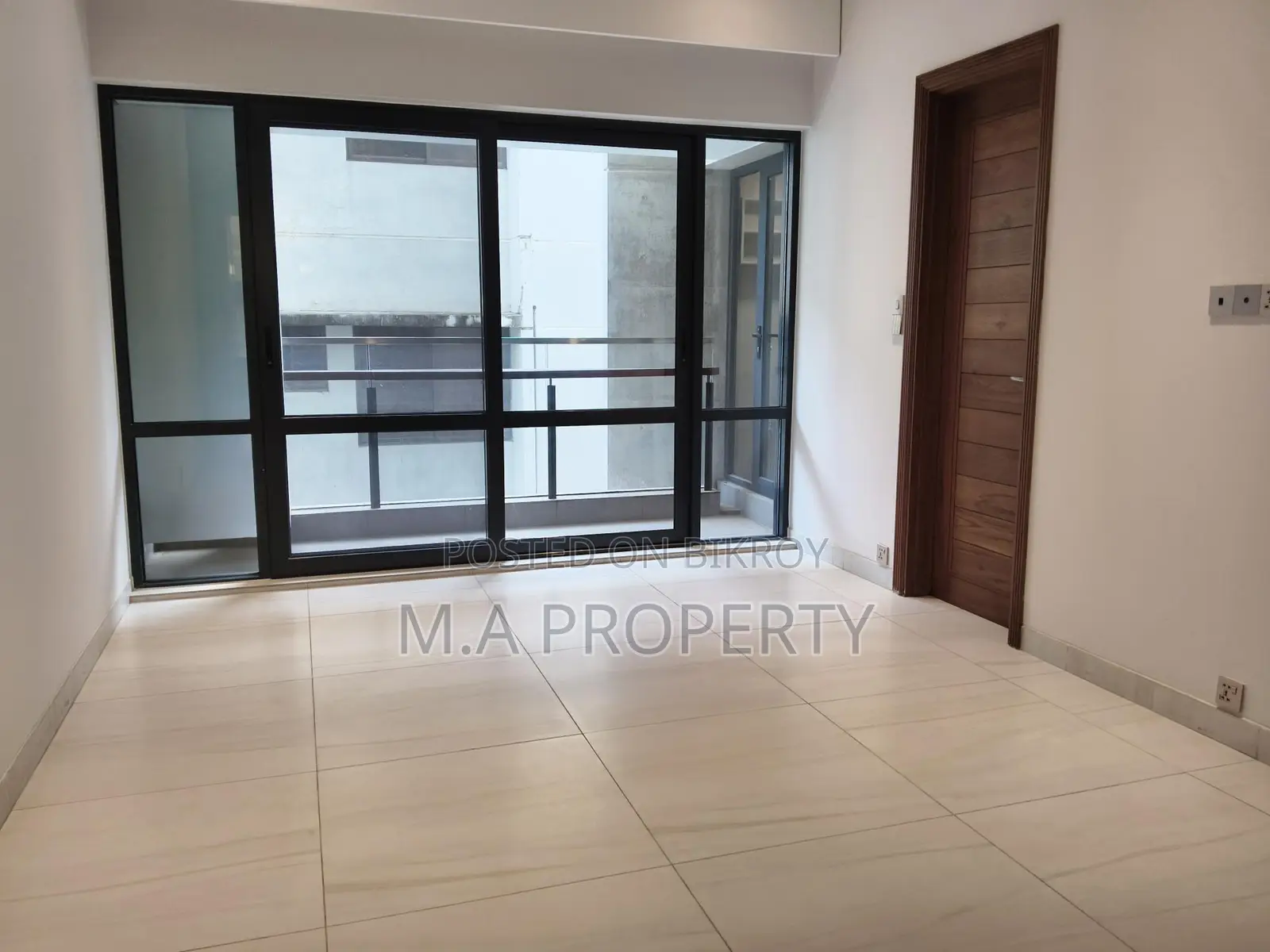 Rent 4-Bed Apartment 4500sqft 2-Carpark Gulshan North