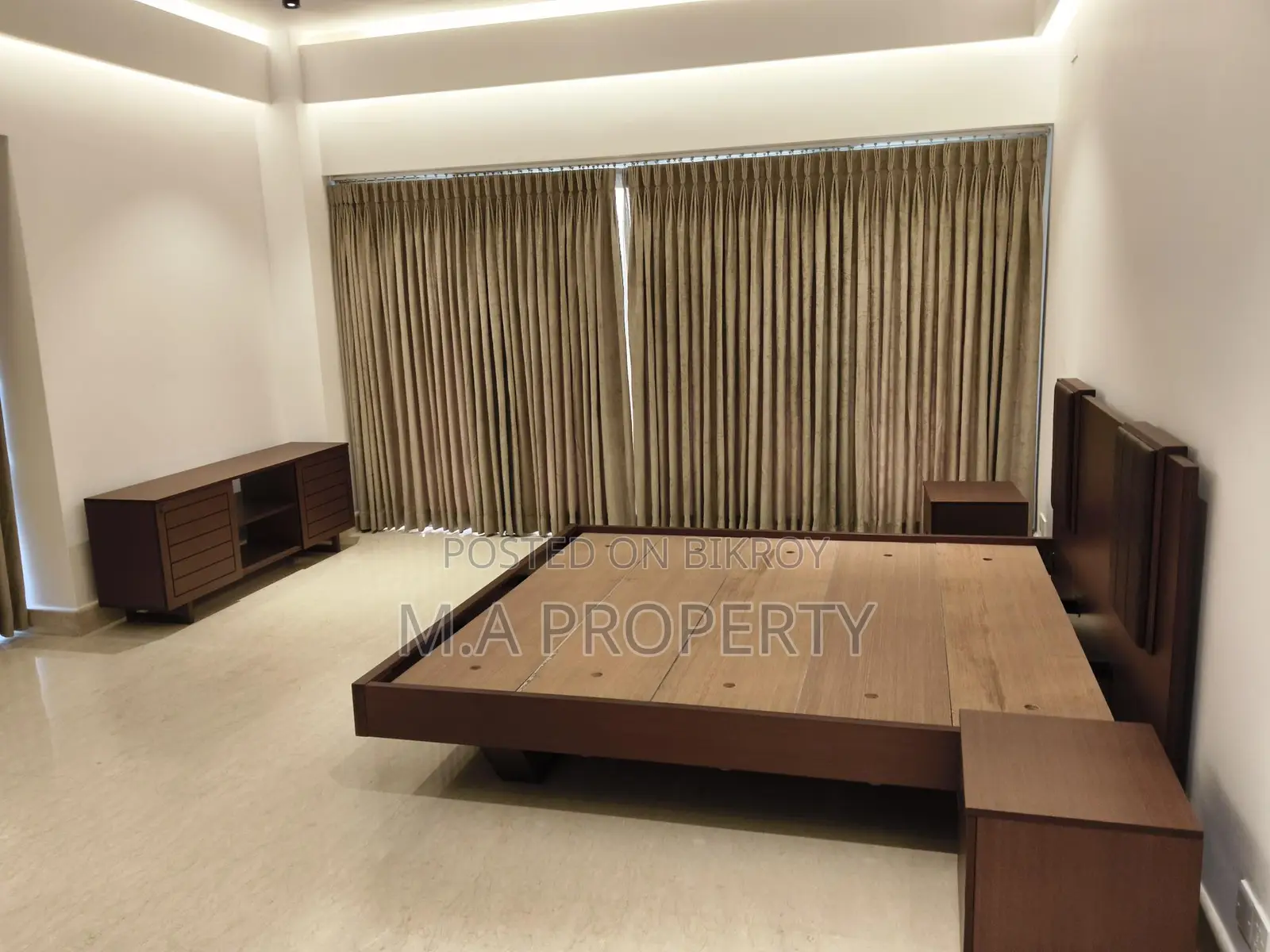 4-Bed New Furnish Apartment Rent in Gulshan North
