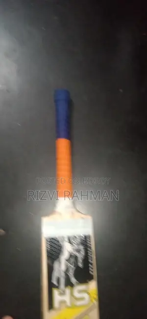 Cricket Bat Hs New Condition