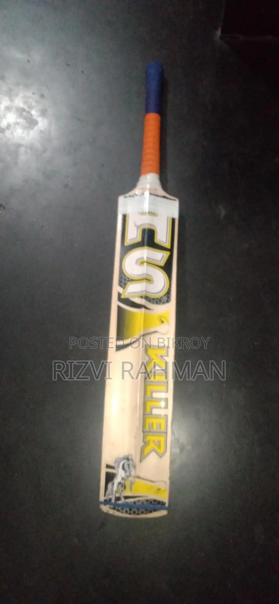 Cricket Bat Hs New Condition