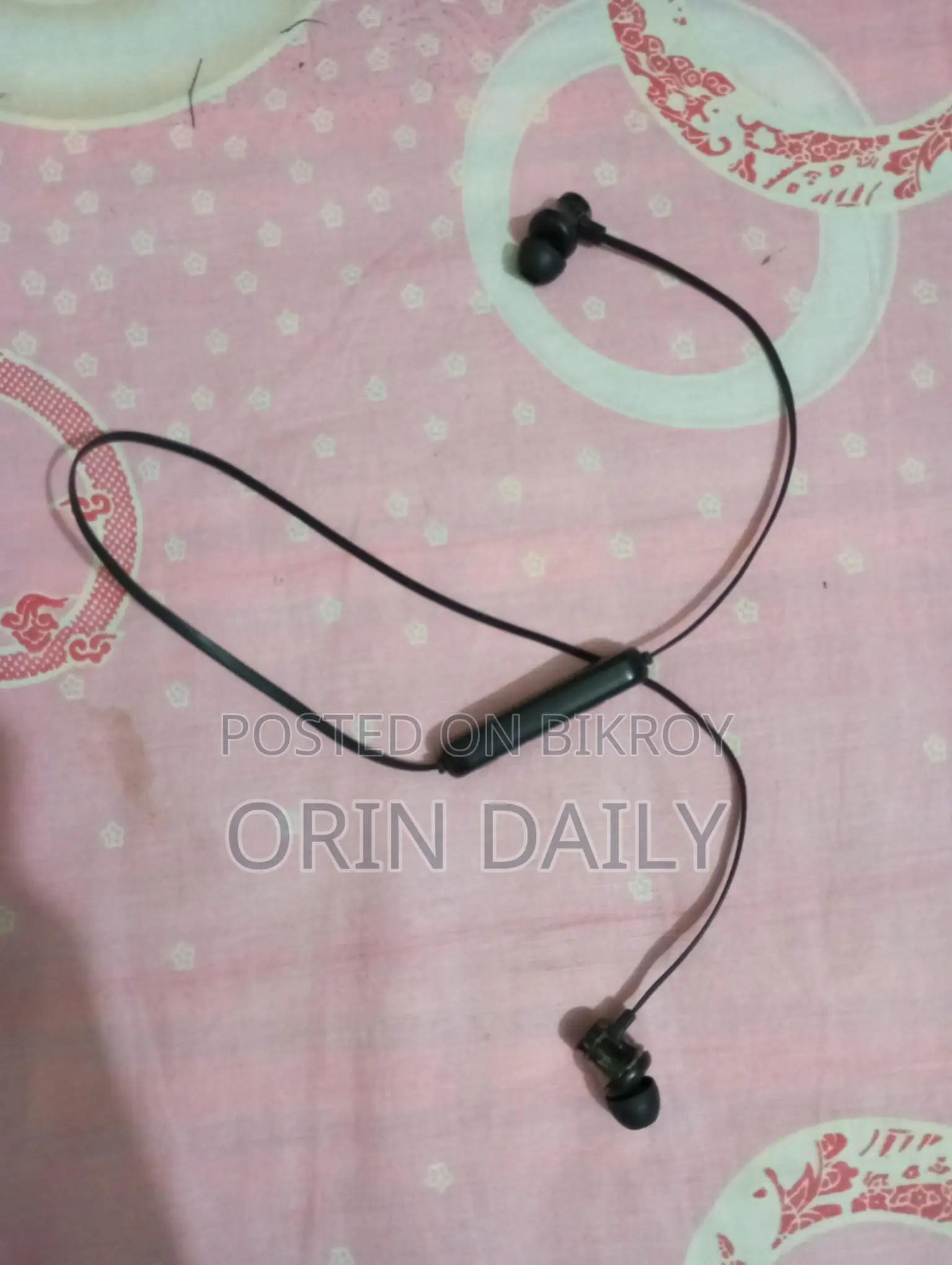 Bluetooth Neckband Earphone For Sale