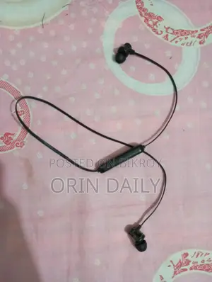 Bluetooth Neckband Earphone For Sale