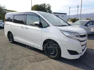 Toyota Noah 2021