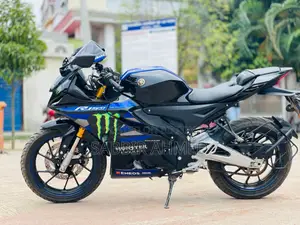 Yamaha R15M BS7 Monster 2025