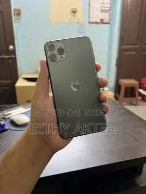 Apple iPhone 11 Pro Max (Used)