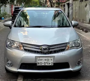 Toyota Axio Corolla X Cng 2013