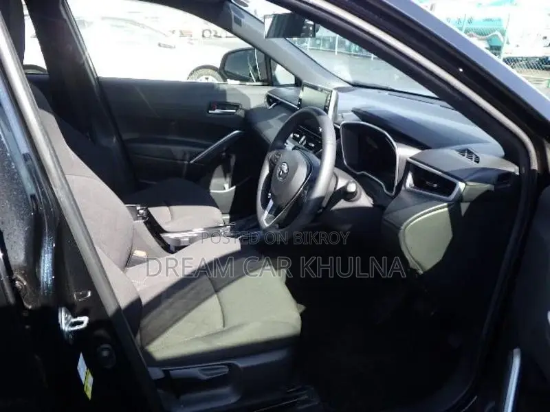 Toyota Corolla Cross S Pkg Panoramic 360c 2023