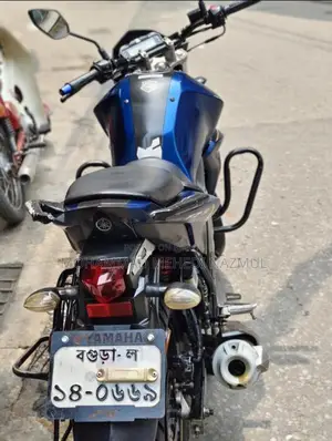 Yamaha FZs V2 . 2022