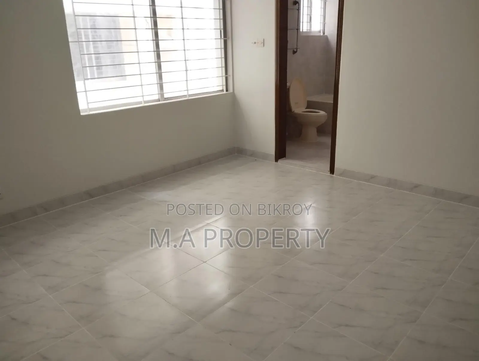 GOOD QUALITY UNFURNISHED FLAT RENT IN GULSHAN 2