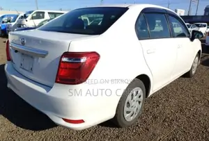 Toyota Axio Non Hybrid EX White 2022
