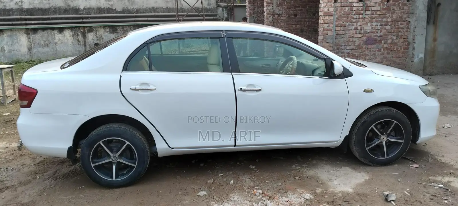 Toyota Axio 2010