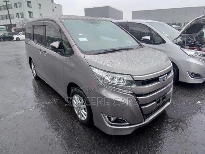 Toyota Noah G PKG HYB 4.5 POINT 2021