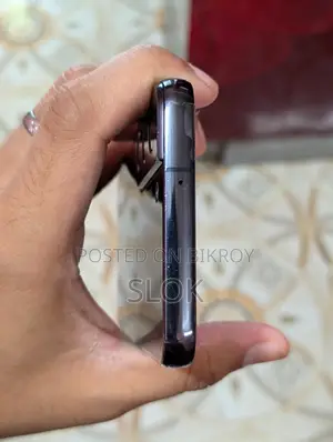 Samsung Galaxy S22 . (ব্যবহৃত)
