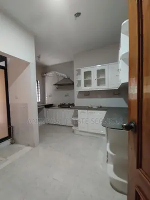 Good Quality 3 Bedroom Un Farnised Flat Rent At Gulshan 2