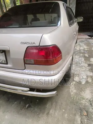 Toyota Corolla, 1995