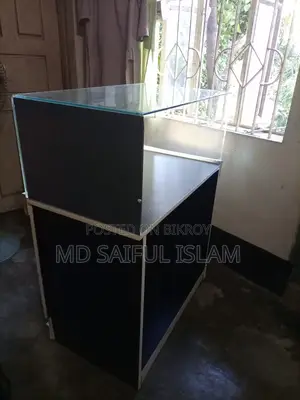 কাঁচের ডিসপ্লে রেক বিক্রয় হবে