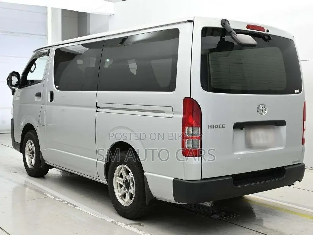 Toyota Hiace DX Silver Single AC 2021