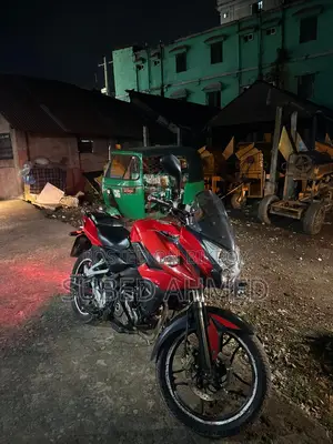 Bajaj Pulsar 150 . 2022