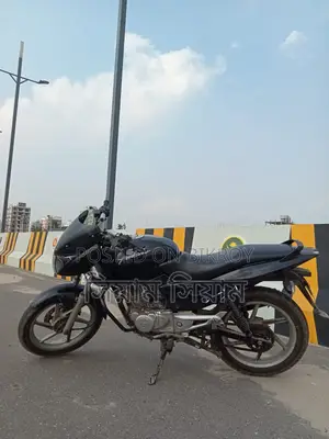 Bajaj Pulsar 150 . 2008