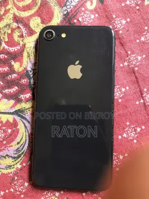 Apple iPhone 8 Motherboard Used