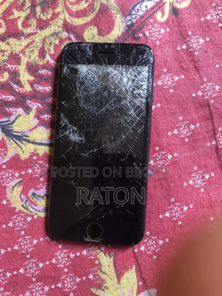 Apple iPhone 8 Motherboard Used