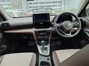 Toyota Yaris Cross Z PKG 360 ক্যামেরা ২০২১