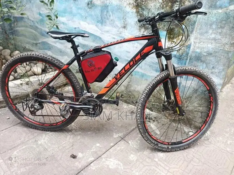 Veloce 605