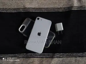 অ্যাপল আইফোন এসই (ব্যবহৃত)