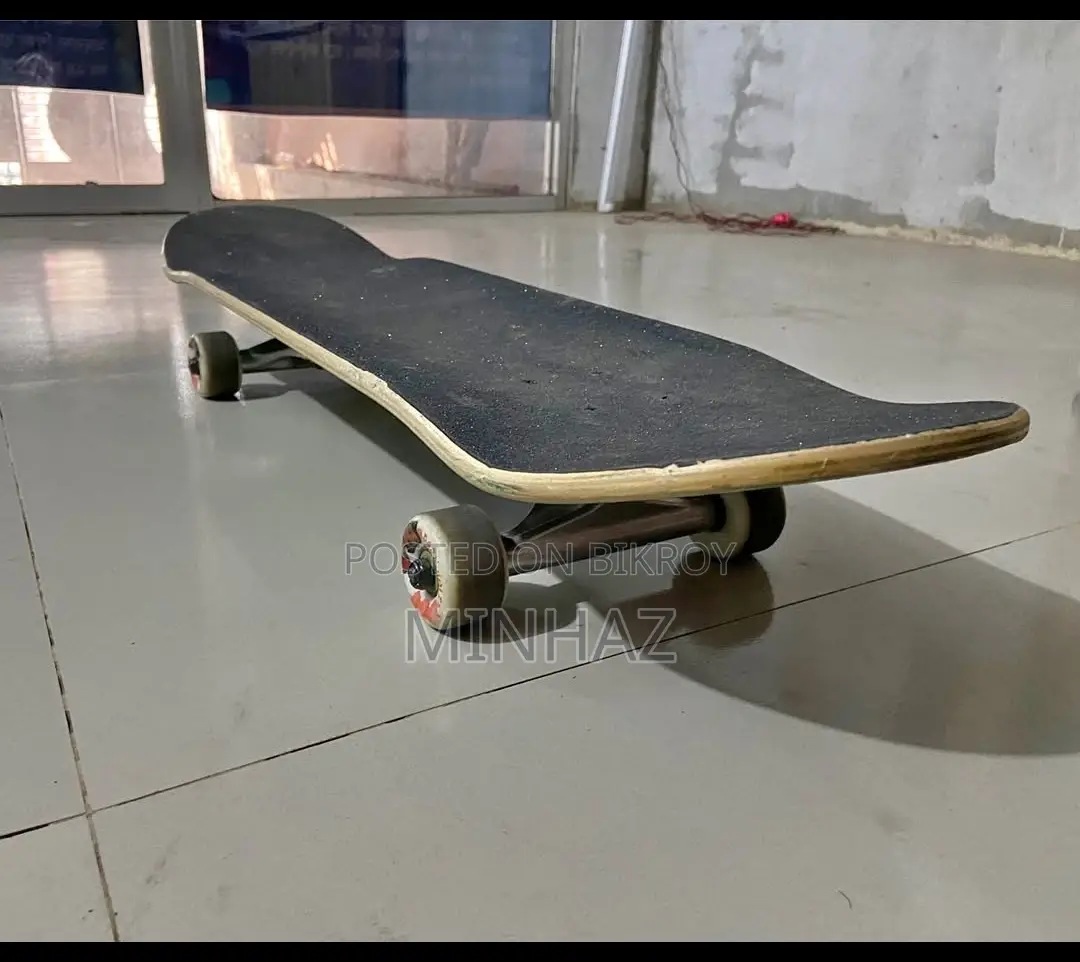 Skateboard (Used)