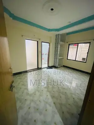 One room sublet available for a couple or 2 women