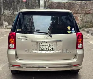 Toyota Raum 1 Door Power LPG 2005