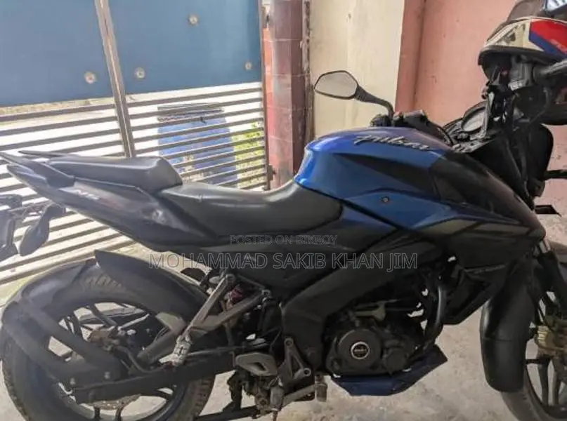 Bajaj Pulsar NS 160, 2021