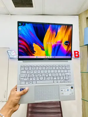 ZenBook 14 OLED, Intel Core Ultra 7 H