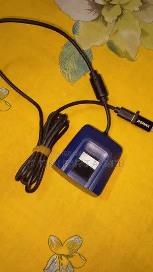 Biometric fingerprint scanner