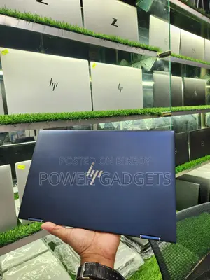 Hp Dragonfly core i5 11th Gen ( 360° Touch )