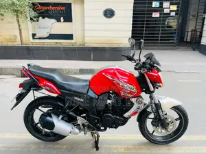 Yamaha FZ 2014 Red