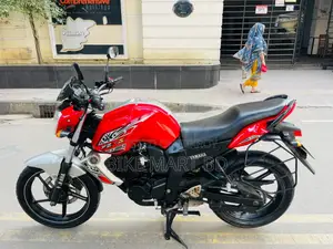 Yamaha FZ 2014 Red