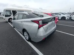 Toyota Prius HYBRID S SAFETY PKG 2021