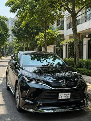 টয়োটা হ্যারিয়ার জেড ২০২০ কালো