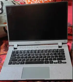 AVITA LAPTOP 256 GB