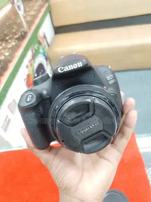 Canon 1200D &yn50mm lens