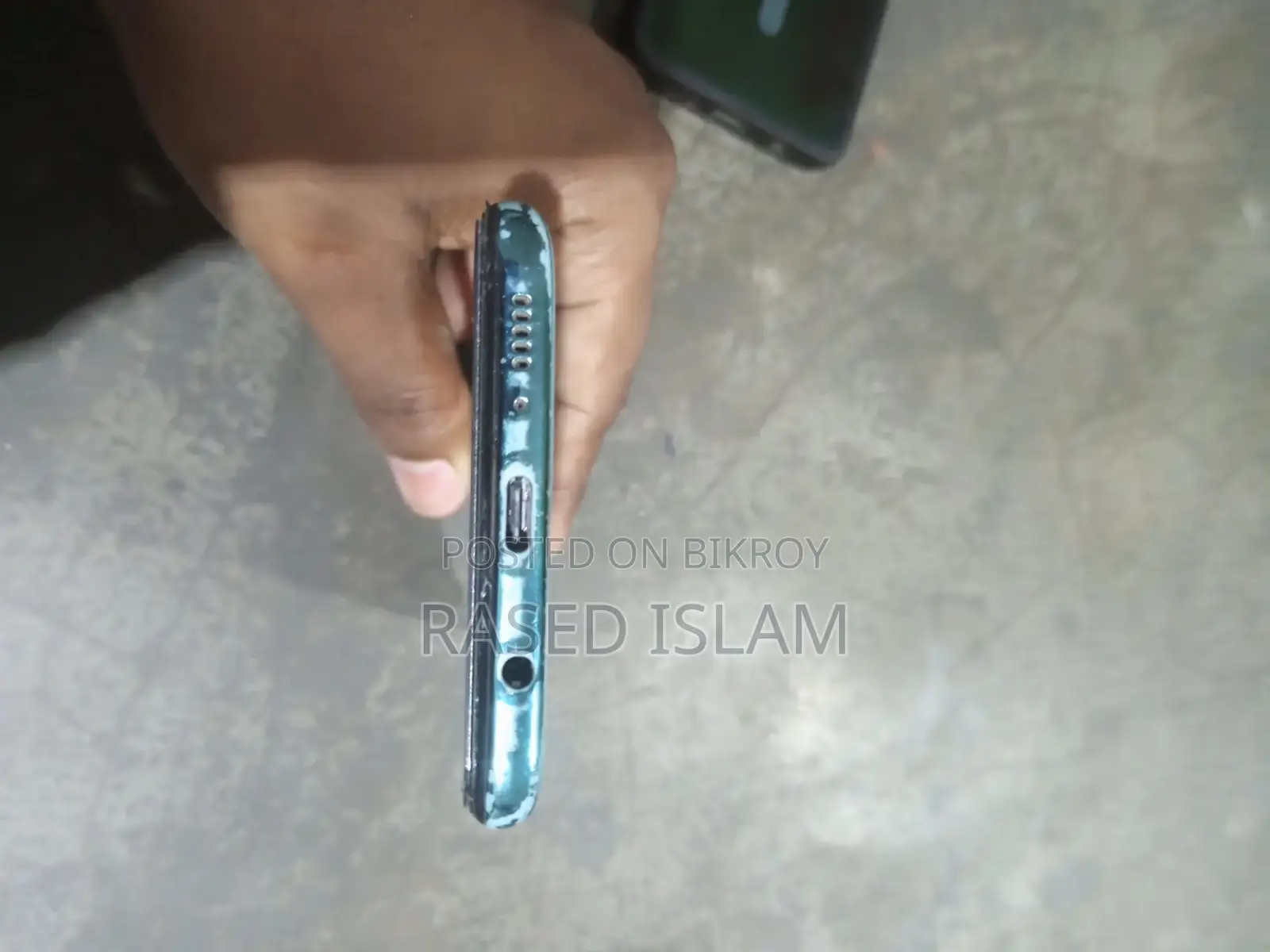 Samsung Galaxy A51 . (Used)