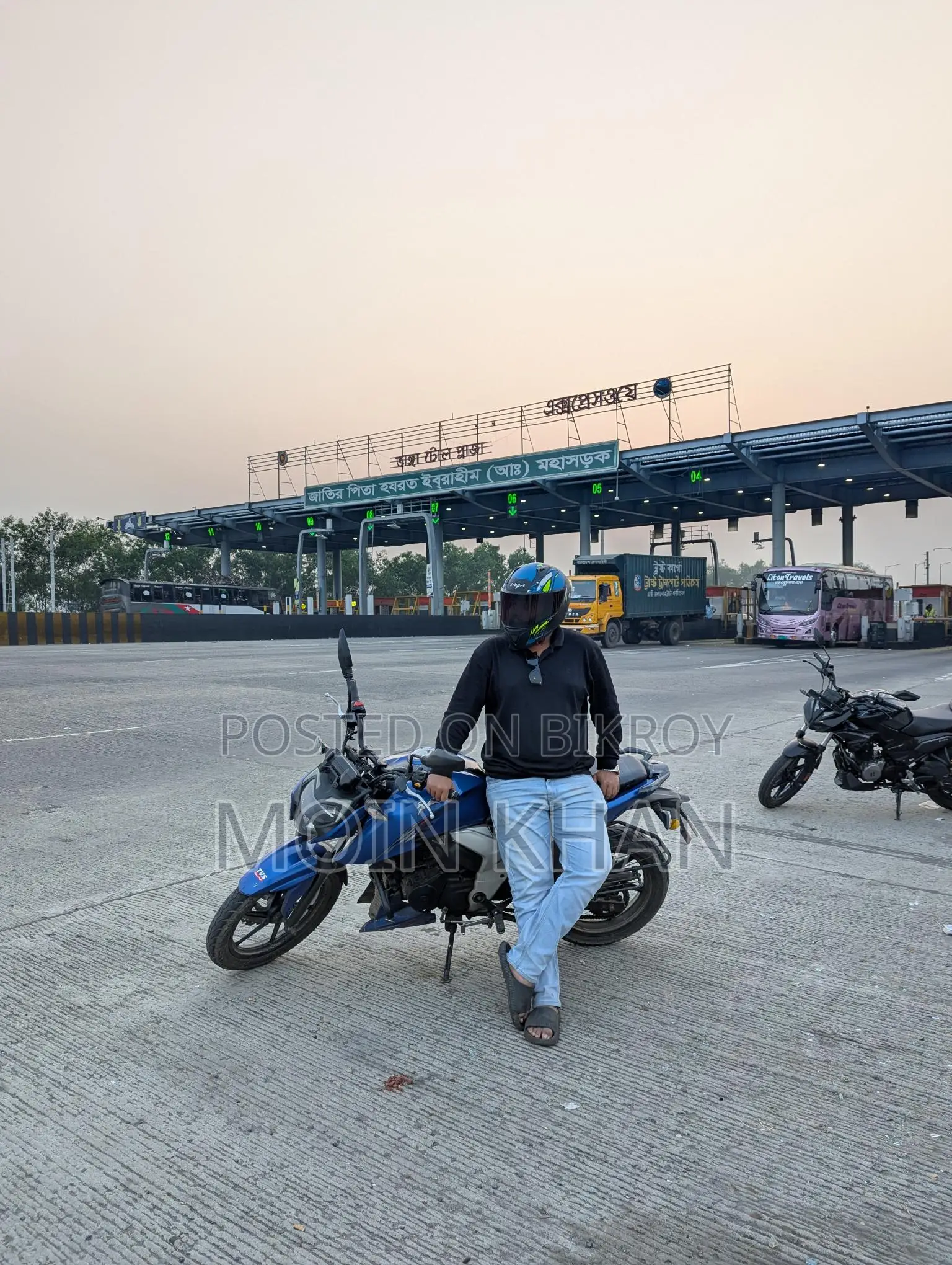 TVS Apache RTR . 2022