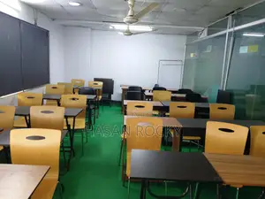 ট্রেনিং রুম ভাড়া হবে সাবলেট