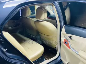 Toyota Premio ex pkz 2014