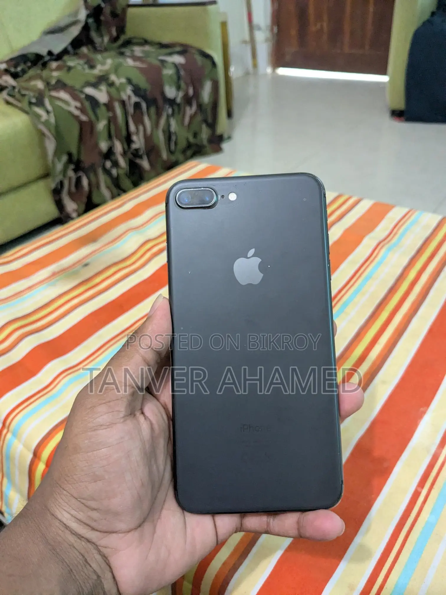 Apple iPhone 8 Plus 64 GB Black