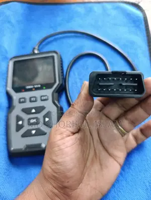 OBD2 V519 Professional Car Diagnostic Scanner.