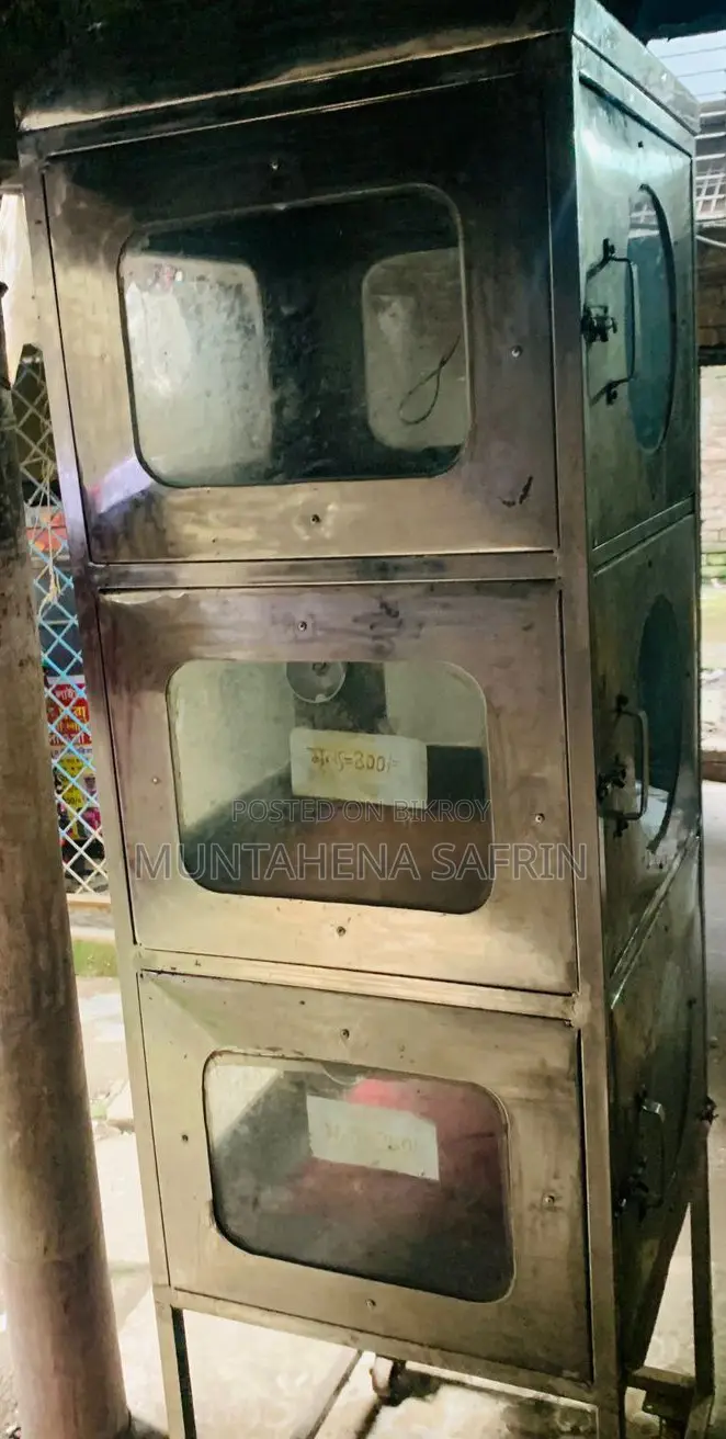 দোকানের শোকেস